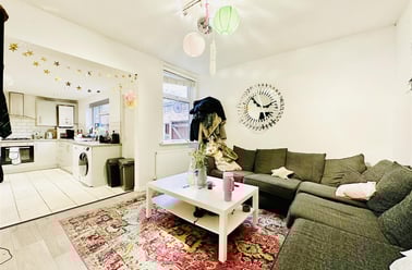 Derby Grove, Radford, Nottingham - Image 2